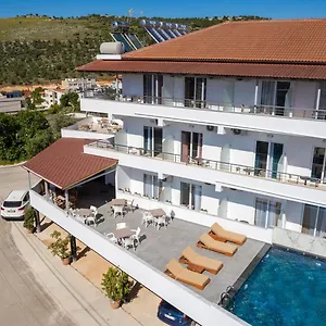 Perla 2* Ksamil