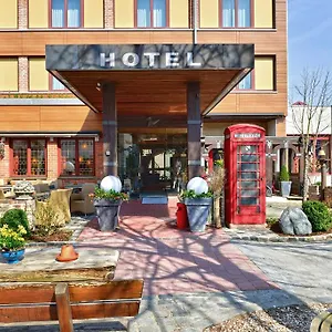 https://ringhotel-alpenhof.getmunichhotels.com